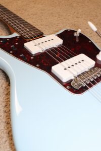 Classic Vibe Jazzmaster pickups & body photo